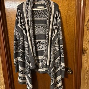 Old Navy Black/Gray and White Patterned Cardigan